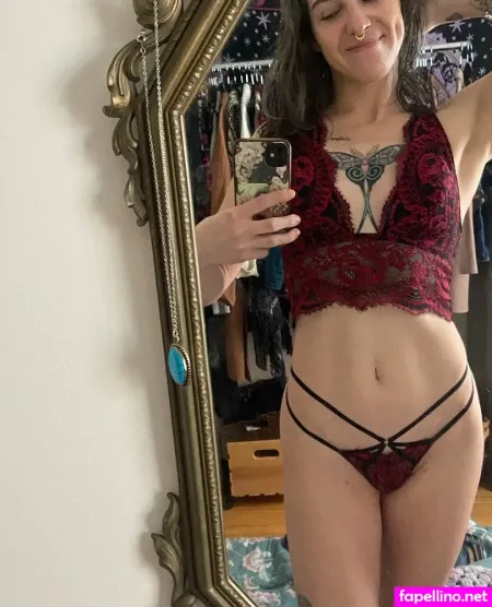 Sariafoxx OnlyFans Thumbnail #VGoawBp9vT