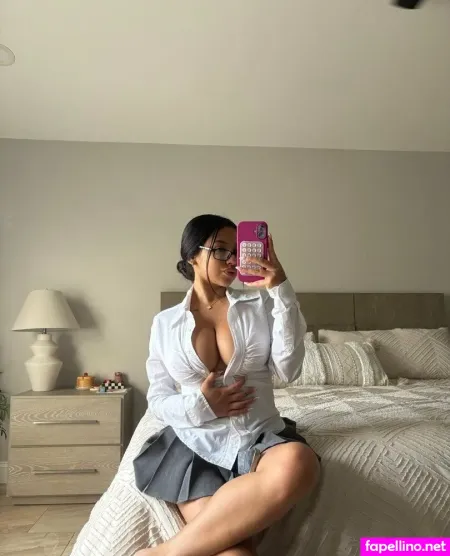 Sariahx0 OnlyFans Thumbnail #E8xU2S29Sh