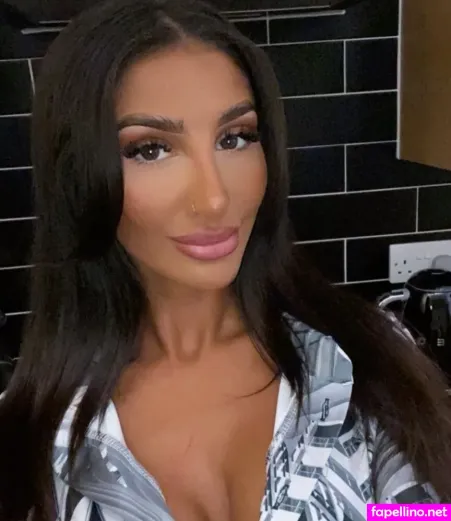 Sarina Jasmine OnlyFans Thumbnail #KnbKdLxIYU