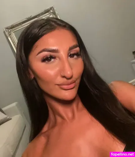 Sarina Jasmine OnlyFans Thumbnail #eivFDurZZ0