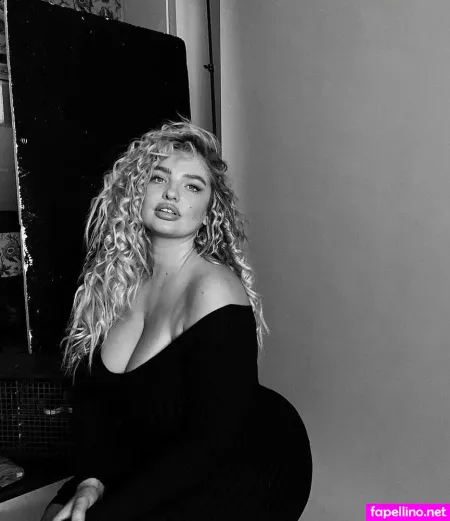 Sarina Nowak OnlyFans Thumbnail #hdmRIhGnLJ