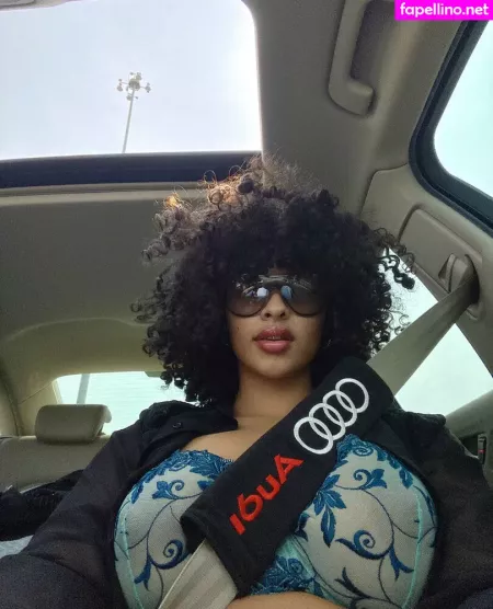 Sarina OnlyFans Thumbnail #03dWi0VpyH