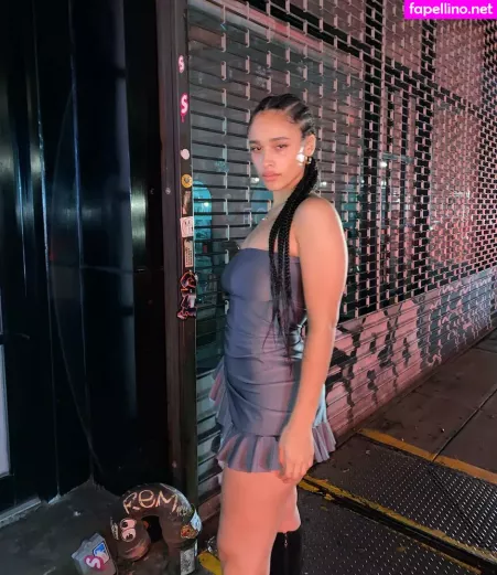 Sarina OnlyFans Thumbnail #59dXeYItfT