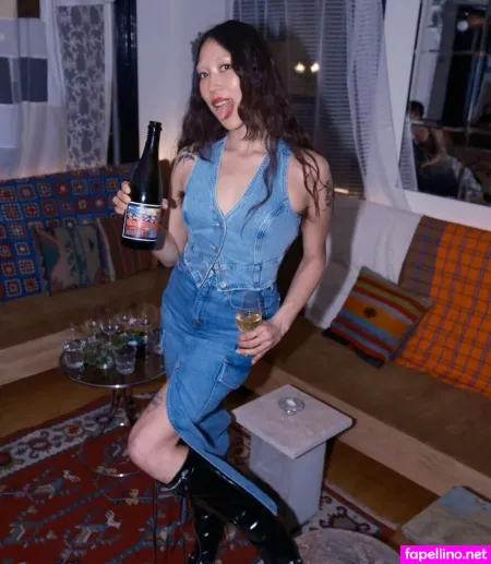 Sasami Ashworth OnlyFans Thumbnail #MaDMtGXuDN