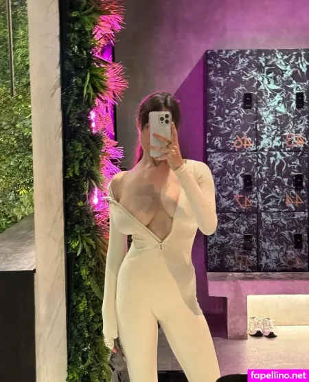 Sasha Araki 1 OnlyFans Thumbnail #ZJxH9UyPXV