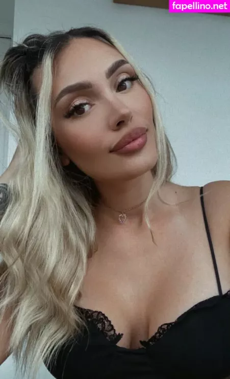 Sasha Elite OnlyFans Thumbnail #RfvhLVFW5M