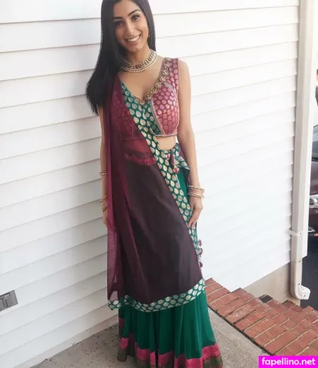 Sasha Kalra OnlyFans Thumbnail #6yZuAvedtv