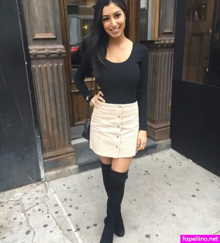 Sasha Kalra OnlyFans Thumbnail #JaYvegWbdd