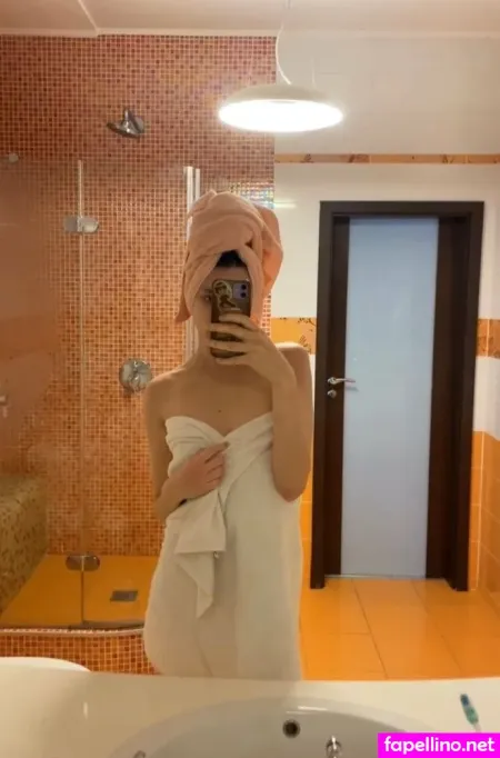 Sasha Kugat OnlyFans Thumbnail #8s4AIJD9iE