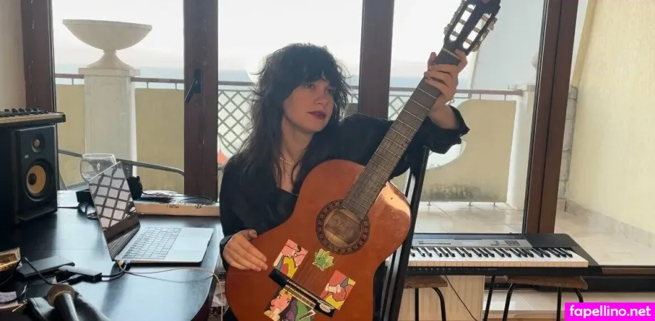 Sasha Kugat OnlyFans Thumbnail #aM1L0KRKny