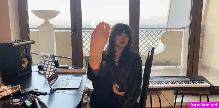 Sasha Kugat OnlyFans Thumbnail #hqNosQ99AU