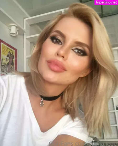 Sasha Leee OnlyFans Thumbnail #AvoVDPTiEO