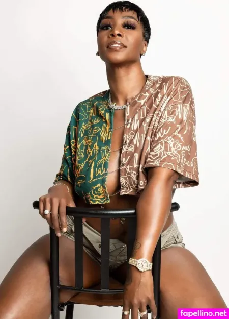 Sasha Love Main Profile Photo