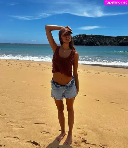 Sasha Meneghel OnlyFans Thumbnail #NCEHOEv8nE