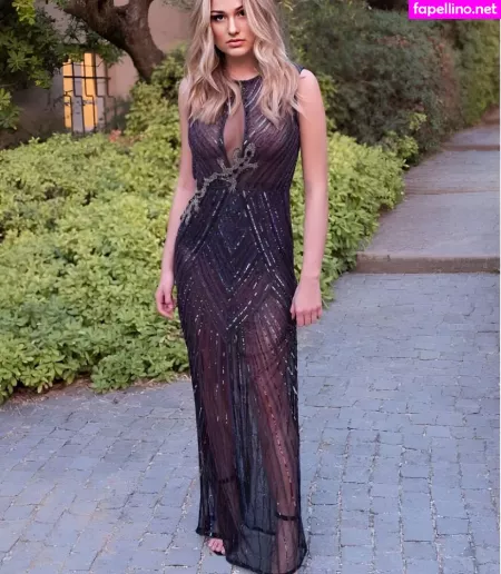 Sasha Meneghel OnlyFans Thumbnail #hvoDAkmFIN