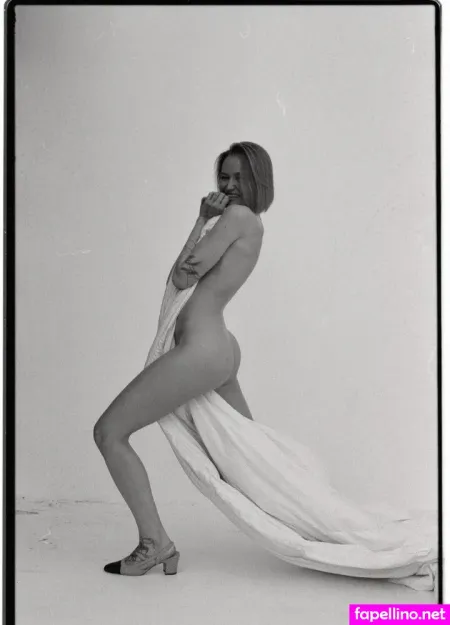 Sasha Samsonova OnlyFans Thumbnail #PAeZaGYAc9