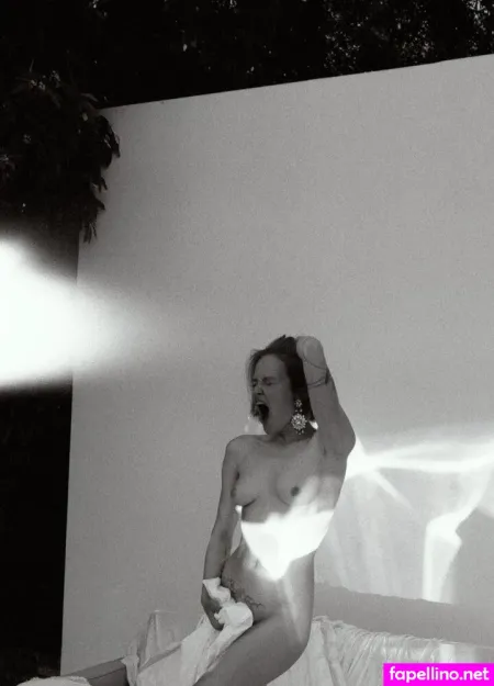 Sasha Samsonova OnlyFans Thumbnail #PGbXLZ3tEB