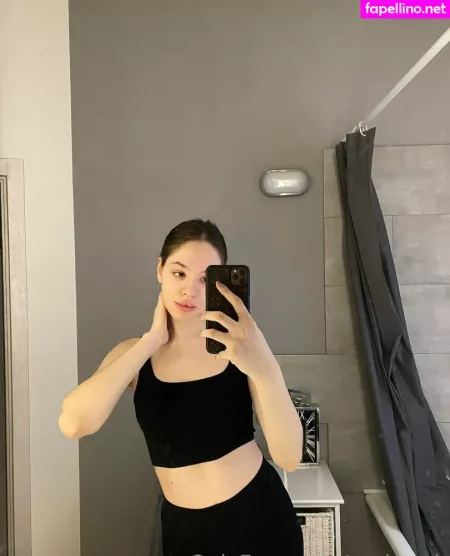 Sasha Sh OnlyFans Thumbnail #CxMlxlv2MS