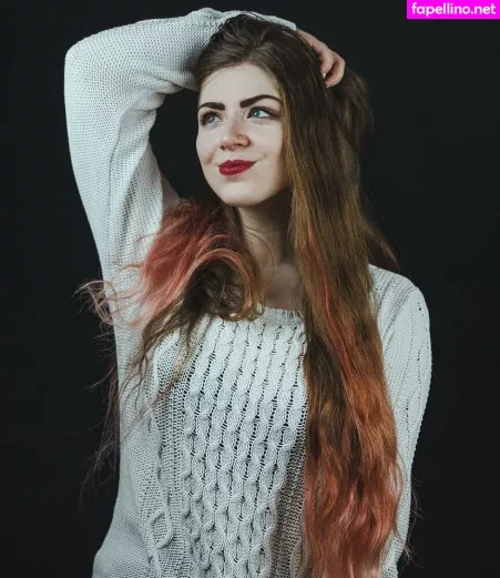 Sasha Shtern OnlyFans Thumbnail #2B2FMQsLBe