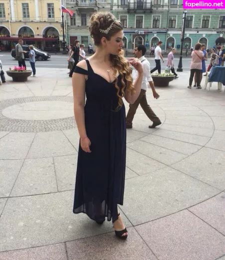 Sasha Shtern OnlyFans Thumbnail #4UCe4ccrrm