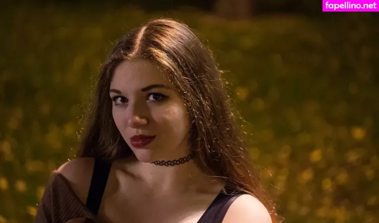 Sasha Shtern OnlyFans Thumbnail #f9NBfNCKNE