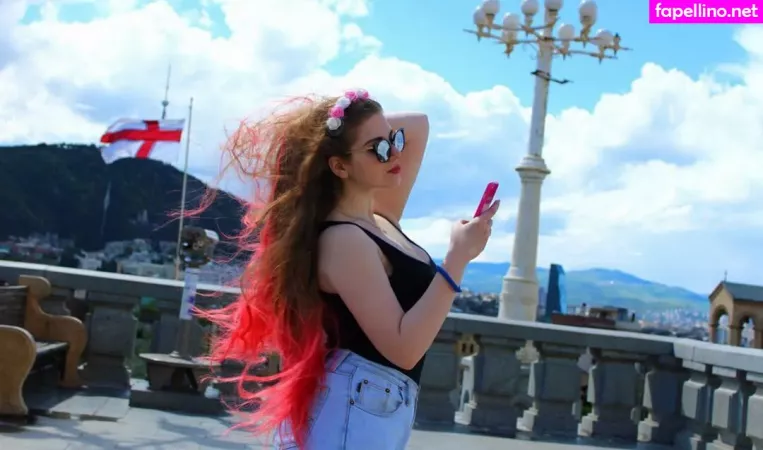 Sasha Shtern OnlyFans Thumbnail #teQR2Ck1QY