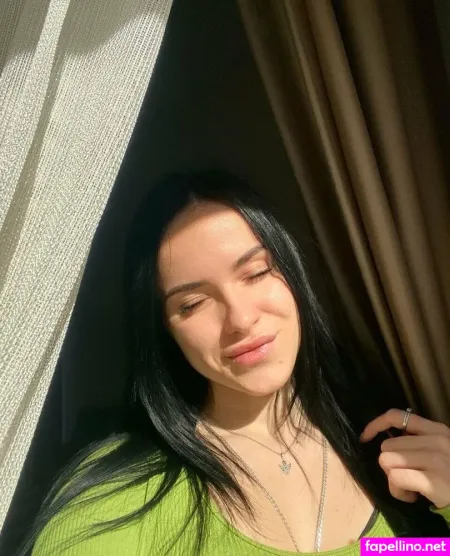 Sasha Skyee OnlyFans Thumbnail #cYezivoET3