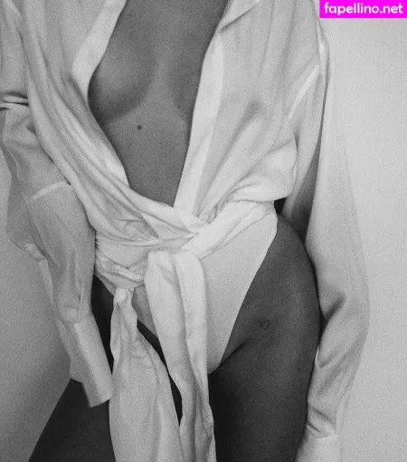 Sasha Spilberg OnlyFans Thumbnail #W8GLc7rHZa