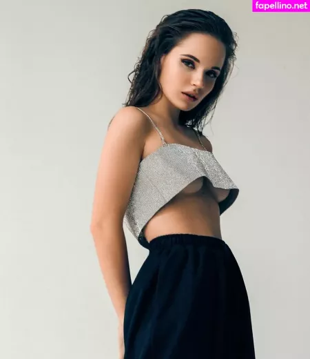 Sasha Spilberg OnlyFans Thumbnail #n3ghACZUpt