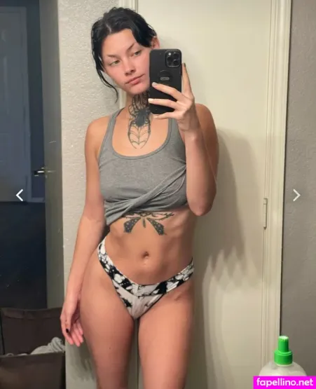 Sasha Tylers OnlyFans Thumbnail #4Oz1RO0D4o