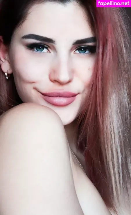 Sasha Unic OnlyFans Thumbnail #7szFRbuKYf