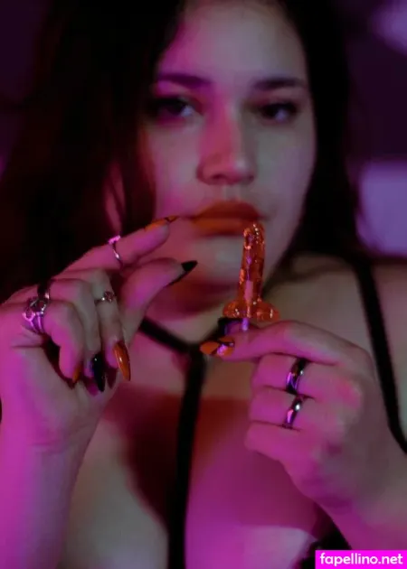 Sashaamia OnlyFans Thumbnail #OcxzV8IJVd