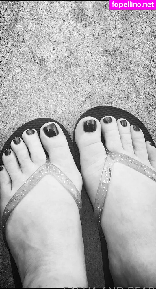 SashaAndBear12, sasha__bear, sashaandbear Nude Leaked OnlyFans Photo #aYCPMNlRbZ