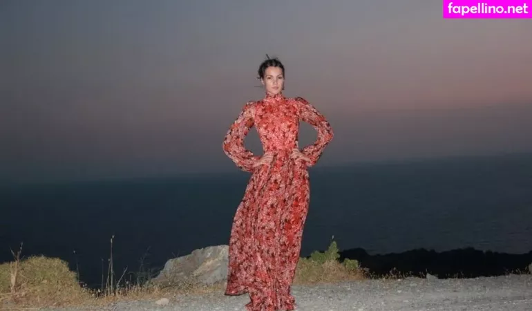 Sashabae OnlyFans Thumbnail #QX8H79IxyM