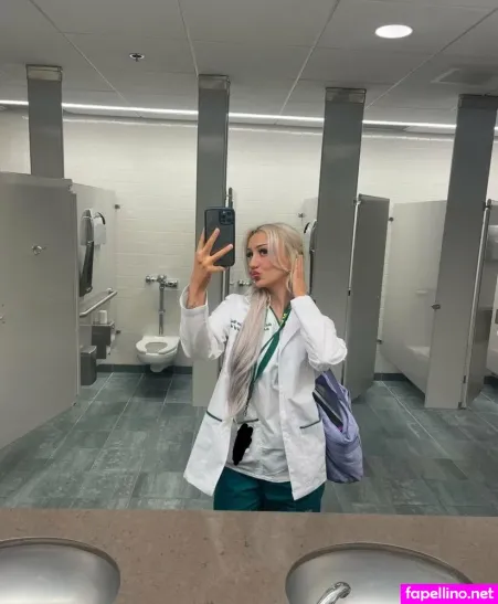 Sashacolee 1 OnlyFans Thumbnail #Vmx5BZeWUJ