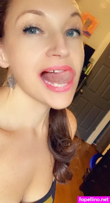 Sashadangerokc OnlyFans Thumbnail #hBQLIJWyUY