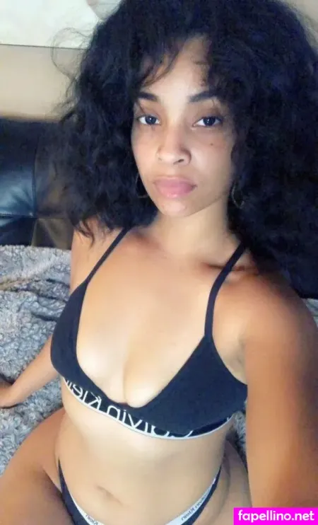 Sashaestrella OnlyFans Thumbnail #iQN5aElnuu