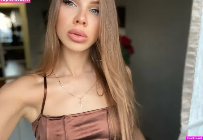 Sashafly Main Profile Photo