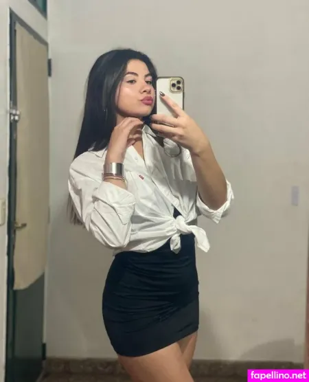 Sashaislovee OnlyFans Thumbnail #2ScWhpGPl4