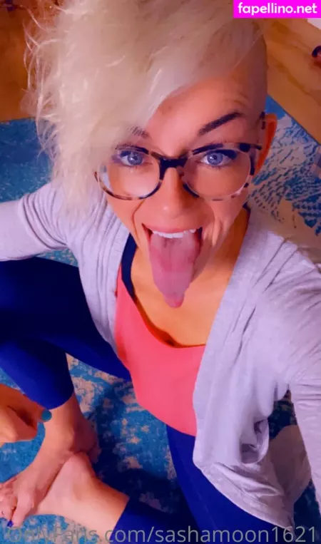 Sashamoon1621 OnlyFans Thumbnail #6p4YodI2Lk