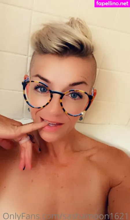 Sashamoon1621 OnlyFans Thumbnail #9lFmqHO9RP