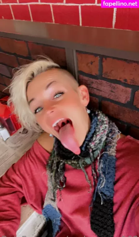 Sashamoon1621 OnlyFans Thumbnail #XR6AKhD8iv