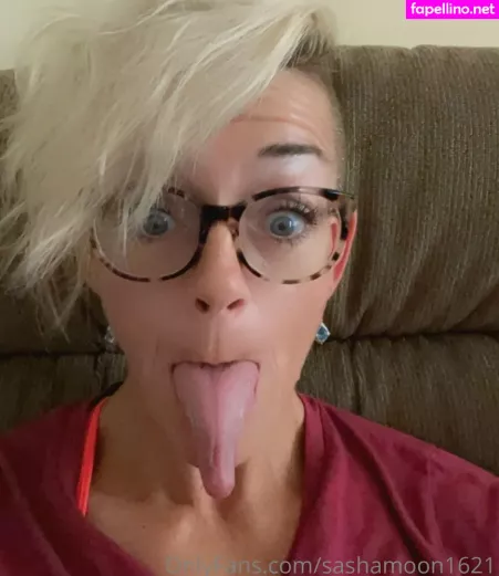 Sashamoon1621 OnlyFans Thumbnail #oupdWKNQyO