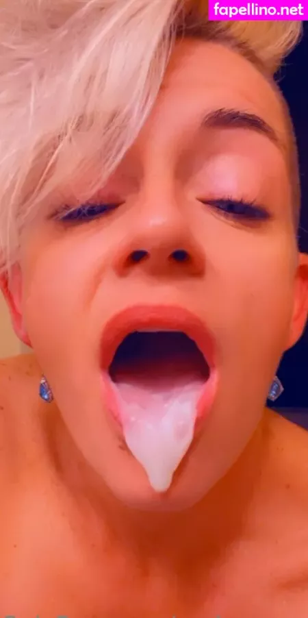 Sashamoon1621 OnlyFans Thumbnail #vK2ysOywvm