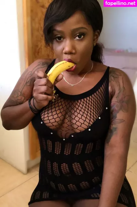 Sashana Gapeteaser OnlyFans Thumbnail #HA8EbGmw7g