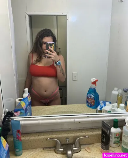 Sashanorth OnlyFans Thumbnail #KP8fI8mIH9
