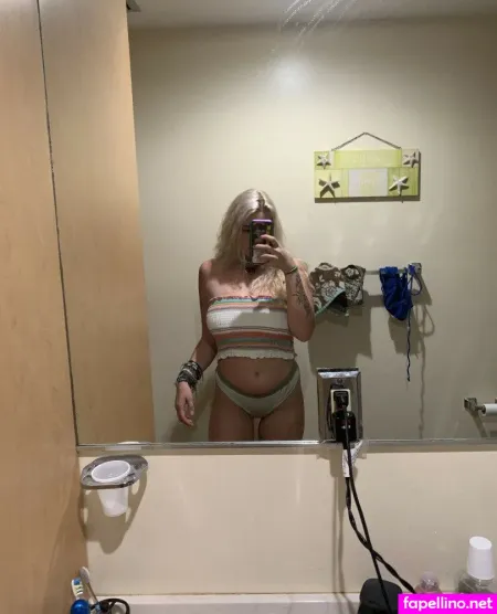 Sashanorth OnlyFans Thumbnail #v0rjVPVR0s