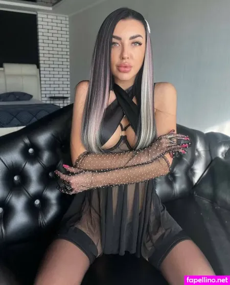 Sashasavagesss OnlyFans Thumbnail #0UqHucasMj