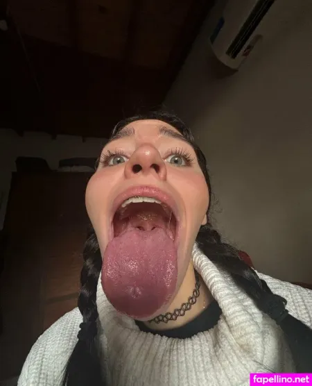 Sashasexymouthh OnlyFans Thumbnail #bnot5lWCde