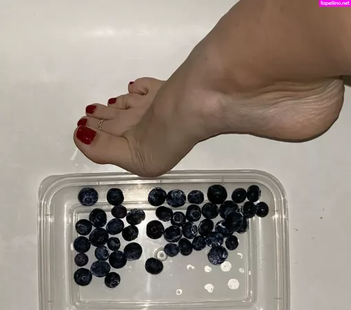 Sashasfeetishxo OnlyFans Thumbnail #D9enxQafyN